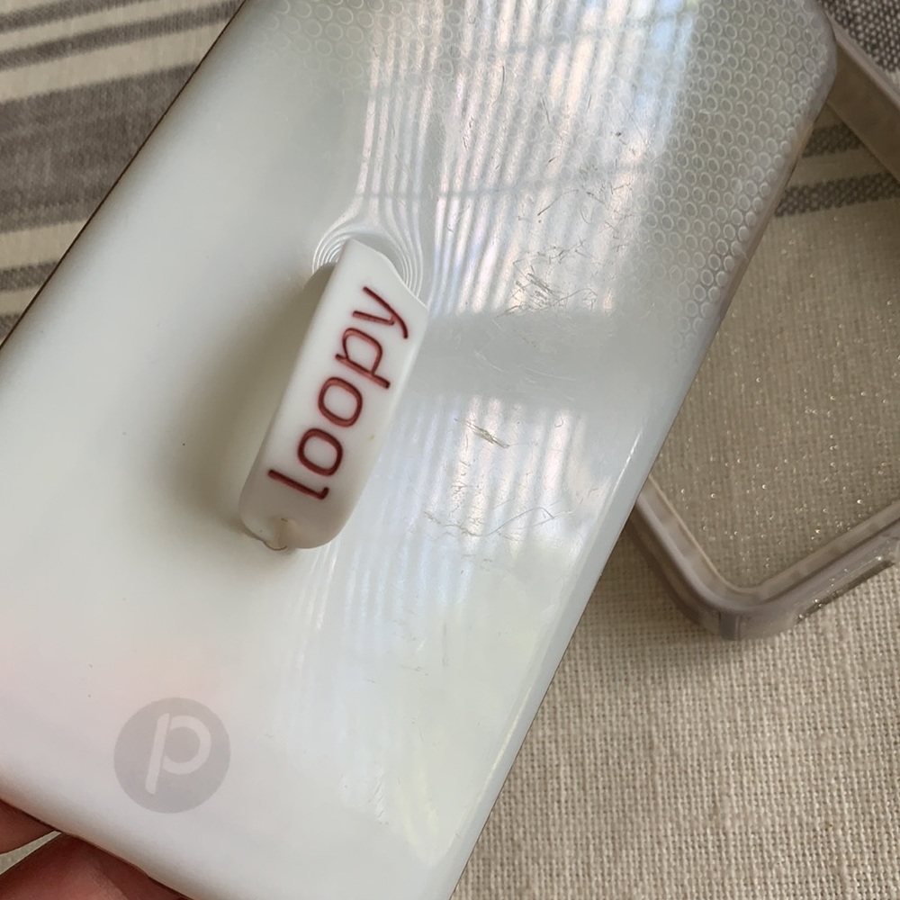 iPhone XS Max Loopy Case & Glitter Case - Picture 4 of 8